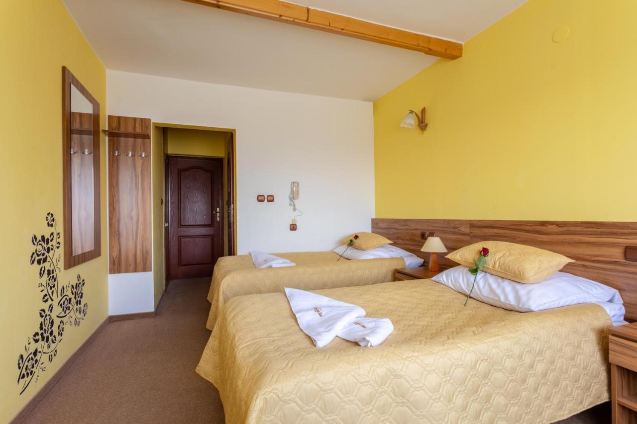 Hotel Goralski Raj Новий Тарг Екстер'єр фото