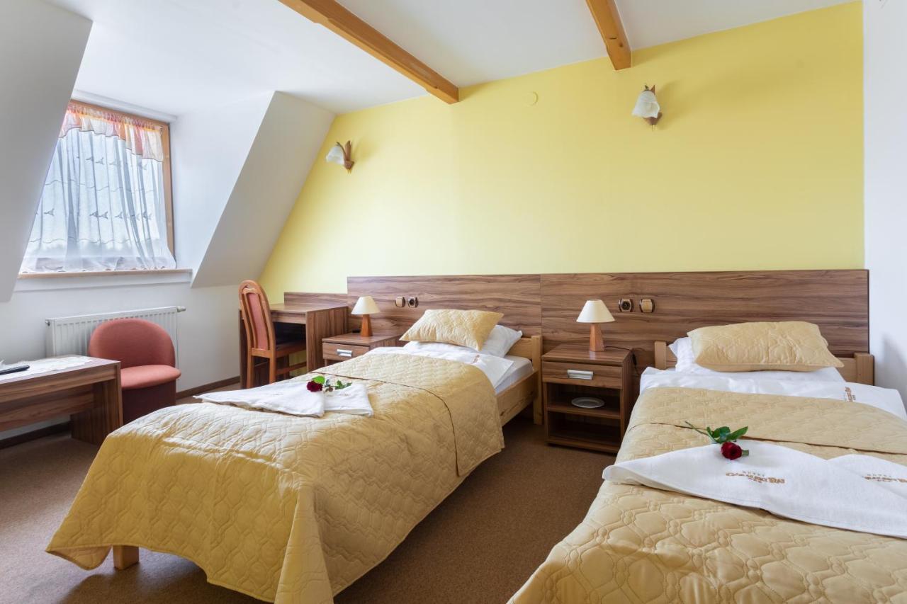 Hotel Goralski Raj Новий Тарг Екстер'єр фото