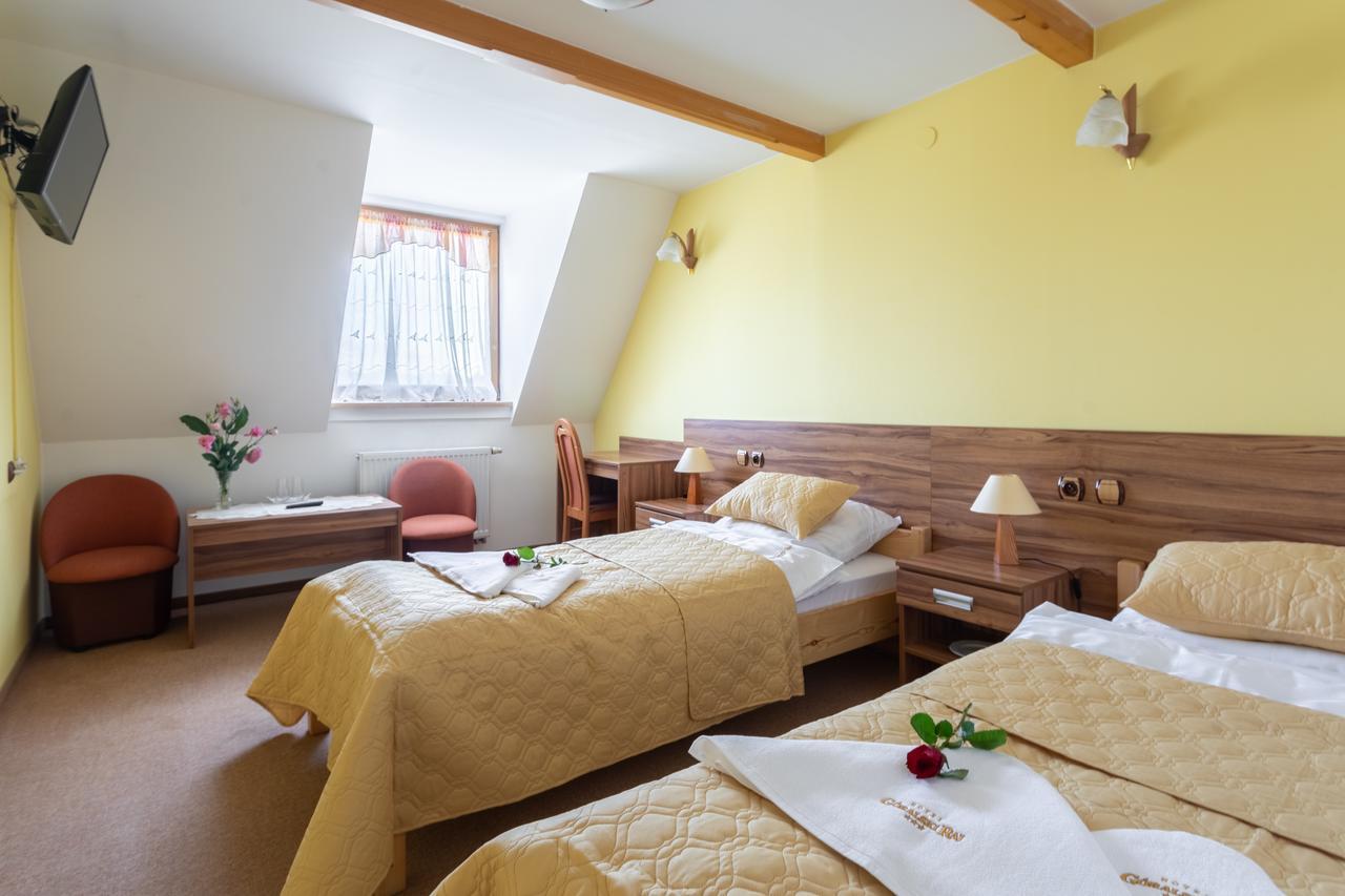 Hotel Goralski Raj Новий Тарг Екстер'єр фото